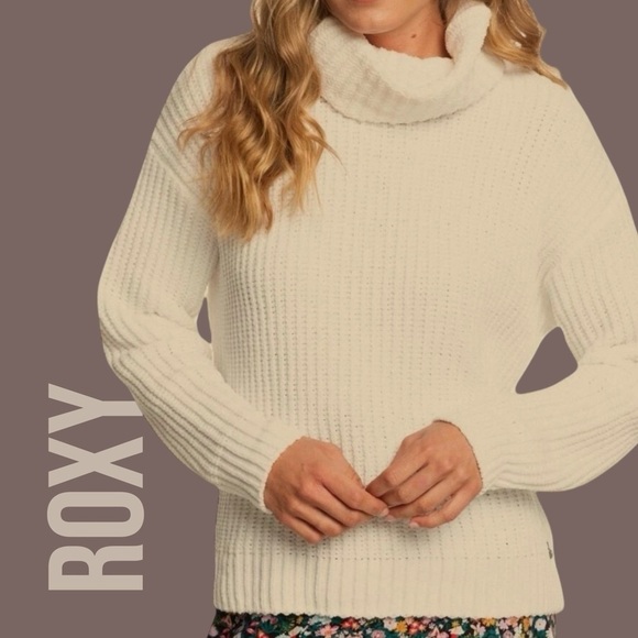 Roxy Sweaters - Roxy Sweater Women's Small Beige Cream Velvet Morning Turtle Neck Knit Pullover